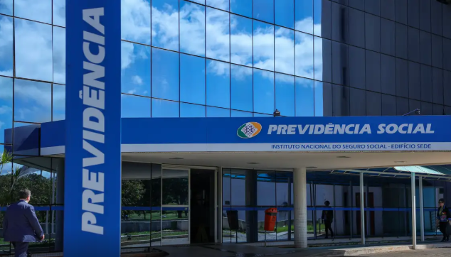 Agências do INSS abrem para atendimento extra neste sábado e domingo