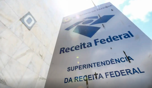 Receita Federal paga lote da malha fina de janeiro